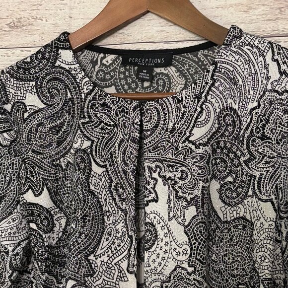 NWT Perceptions NY Black/White SS Shawl Medium - Picture 3 of 5